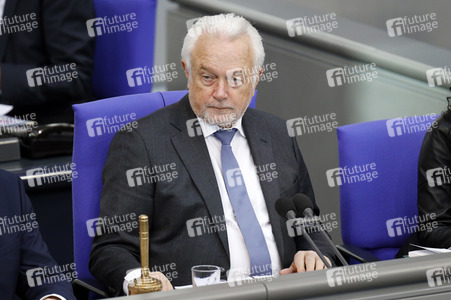 210. Sitzung des Deutschen Bundestages in Berlin