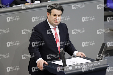 210. Sitzung des Deutschen Bundestages in Berlin