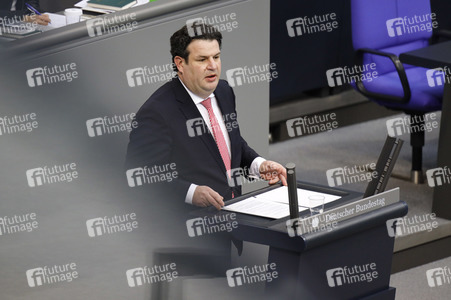 210. Sitzung des Deutschen Bundestages in Berlin