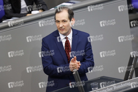 210. Sitzung des Deutschen Bundestages in Berlin