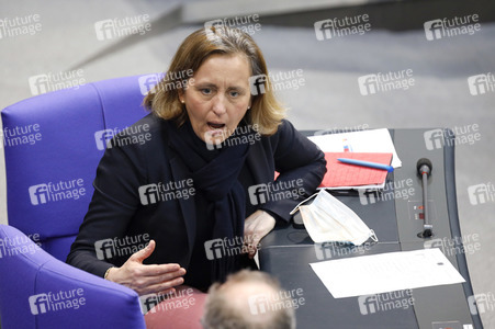 210. Sitzung des Deutschen Bundestages in Berlin