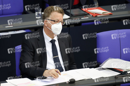 208. Sitzung des Deutschen Bundestages in Berlin