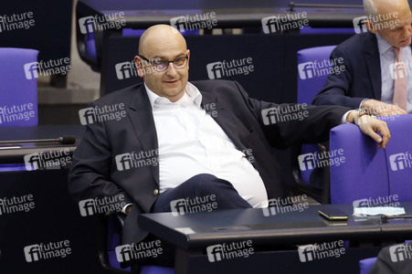 208. Sitzung des Deutschen Bundestages in Berlin