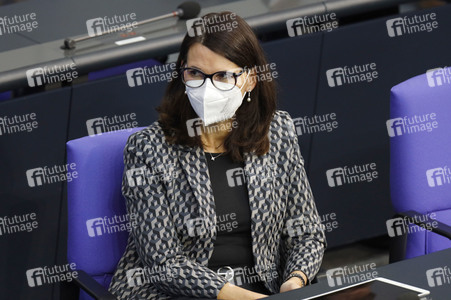 208. Sitzung des Deutschen Bundestages in Berlin