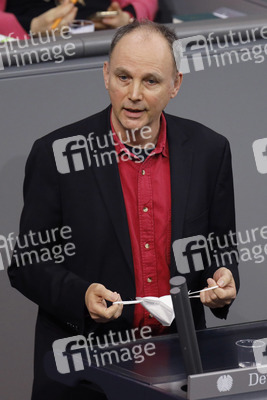 208. Sitzung des Deutschen Bundestages in Berlin