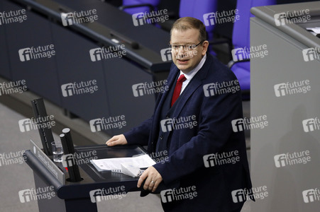 209. Sitzung des Deutschen Bundestages in Berlin