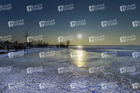Das Steinhuder Meer im Winter bei Wunstorf