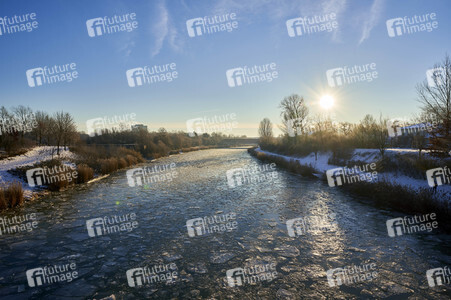 Eis auf dem Mittellandkanal in Hannover
