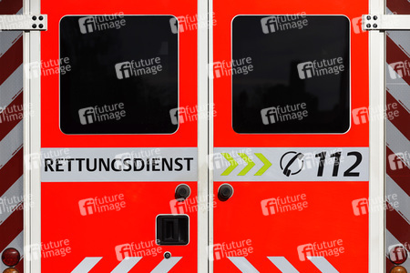 Feuerwehrübung Eisrettung in Köln