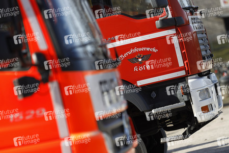 Feuerwehrübung Eisrettung in Köln