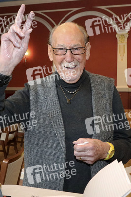 Aufzeichnung der Fernsehsendung zum 100. Geburtstag von Herbert Köfer in Beelitz