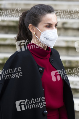 Königin Letizia besucht Ausstellung in Madrid