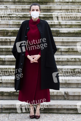 Königin Letizia besucht Ausstellung in Madrid