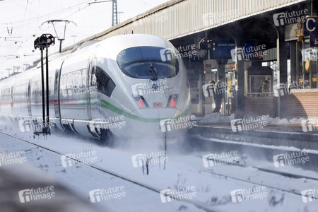 Symbolfoto Winterdienst bei der Deutschen Bahn