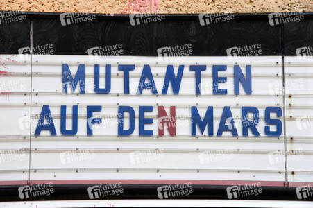 Kinowerbung 'Mutanten auf den Mars' in Berlin