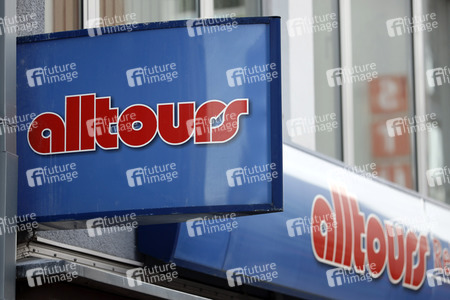 Symbolfoto Alltours