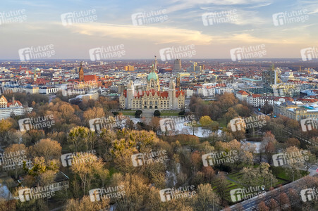 Luftbild vom Neuen Rathaus in Hannover