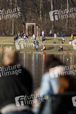 Symbolfoto Spazierengehen