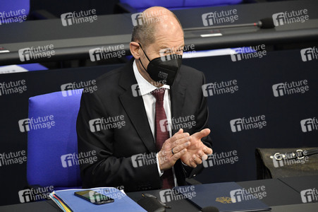 212. Sitzung des Deutschen Bundestages in Berlin