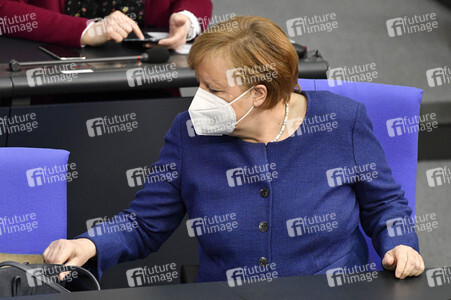 212. Sitzung des Deutschen Bundestages in Berlin