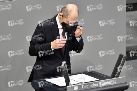 212. Sitzung des Deutschen Bundestages in Berlin