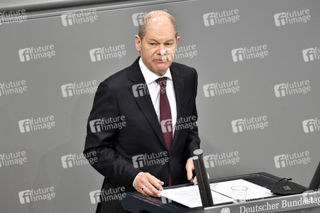 212. Sitzung des Deutschen Bundestages in Berlin