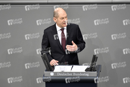 212. Sitzung des Deutschen Bundestages in Berlin