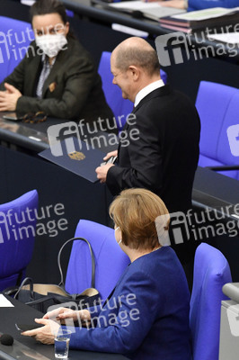 212. Sitzung des Deutschen Bundestages in Berlin