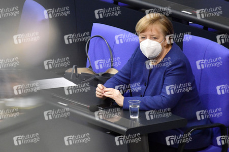 212. Sitzung des Deutschen Bundestages in Berlin