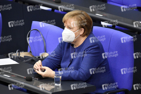 212. Sitzung des Deutschen Bundestages in Berlin