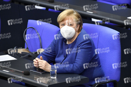 212. Sitzung des Deutschen Bundestages in Berlin