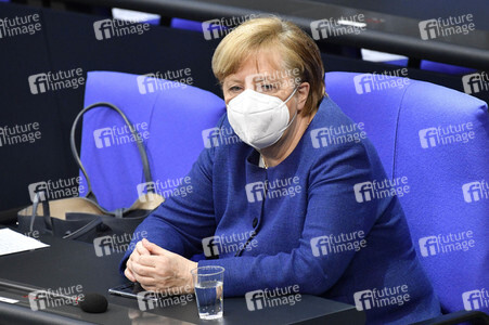 212. Sitzung des Deutschen Bundestages in Berlin