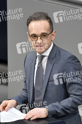 212. Sitzung des Deutschen Bundestages in Berlin