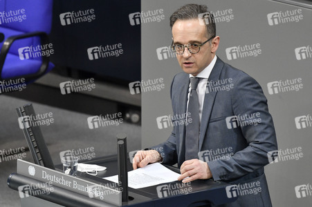 212. Sitzung des Deutschen Bundestages in Berlin