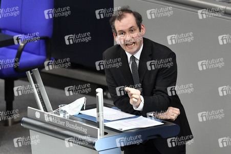 212. Sitzung des Deutschen Bundestages in Berlin