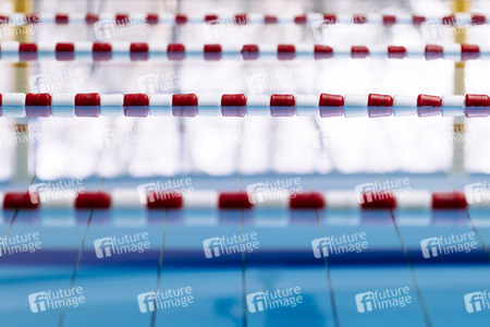 Symbolfoto Schwimmbad