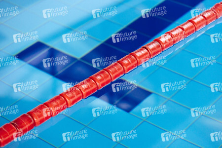 Symbolfoto Schwimmbad