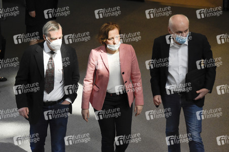 212. Sitzung des Deutschen Bundestages in Berlin