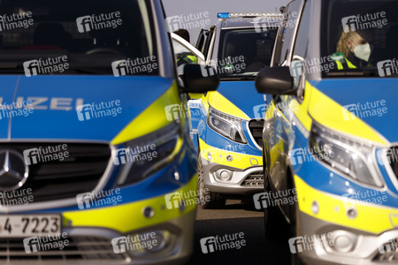 Autokorso gegen Corona-Maßnahmen in Köln