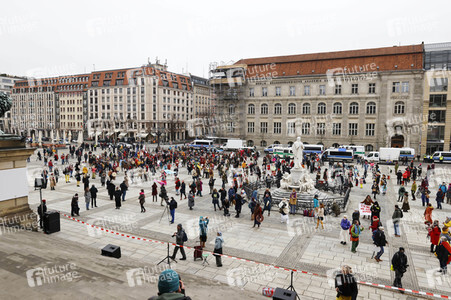 Multikultureller Frauenmarsch in Berlin