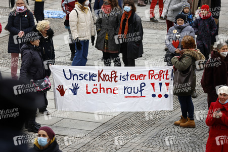 Multikultureller Frauenmarsch in Berlin