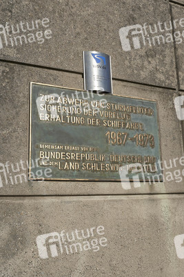 Das Eider-Sperrwerk in Wesselburenerkoog