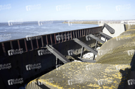 Das Eider-Sperrwerk in Wesselburenerkoog