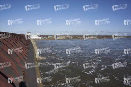 Das Eider-Sperrwerk in Wesselburenerkoog