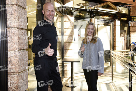 Friseurbesuch von Ophelia Blaimer in München