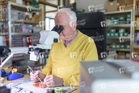 Symbolfoto Arbeiten im Alter