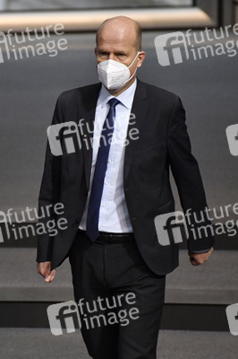 215. Sitzung des Deutschen Bundestages in Berlin