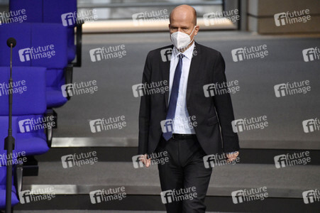 215. Sitzung des Deutschen Bundestages in Berlin