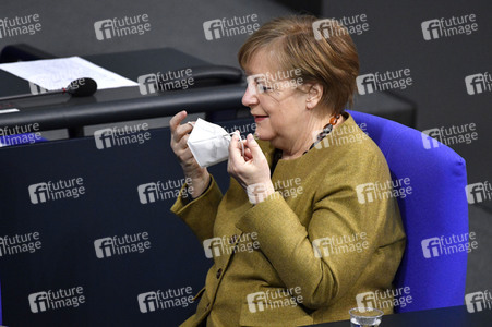 215. Sitzung des Deutschen Bundestages in Berlin