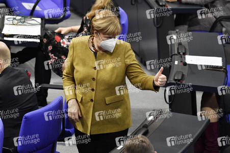 215. Sitzung des Deutschen Bundestages in Berlin